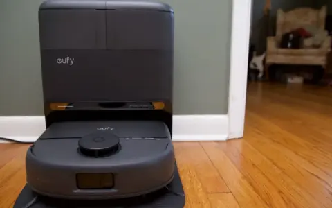 Prime Day 2024: Выгодные предложения на роботы-пылесосы Eufy Omni C28 и Roborock Saros 20