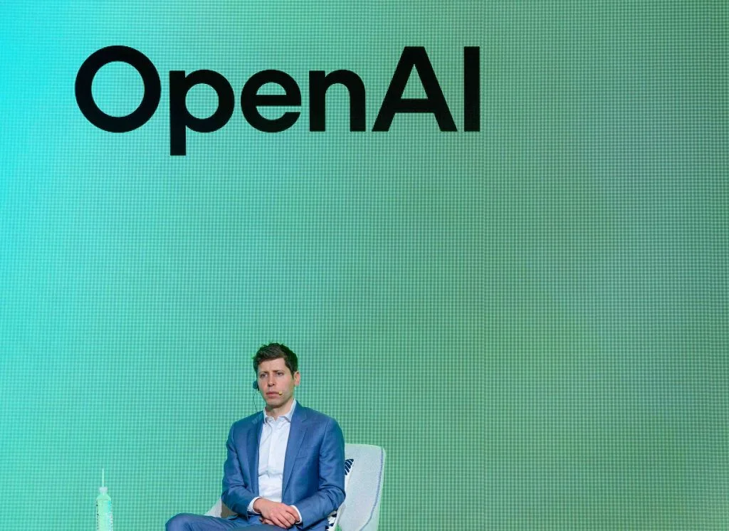 OpenAI Отвергла Иск Apple о Краже Коммерческих Секретов