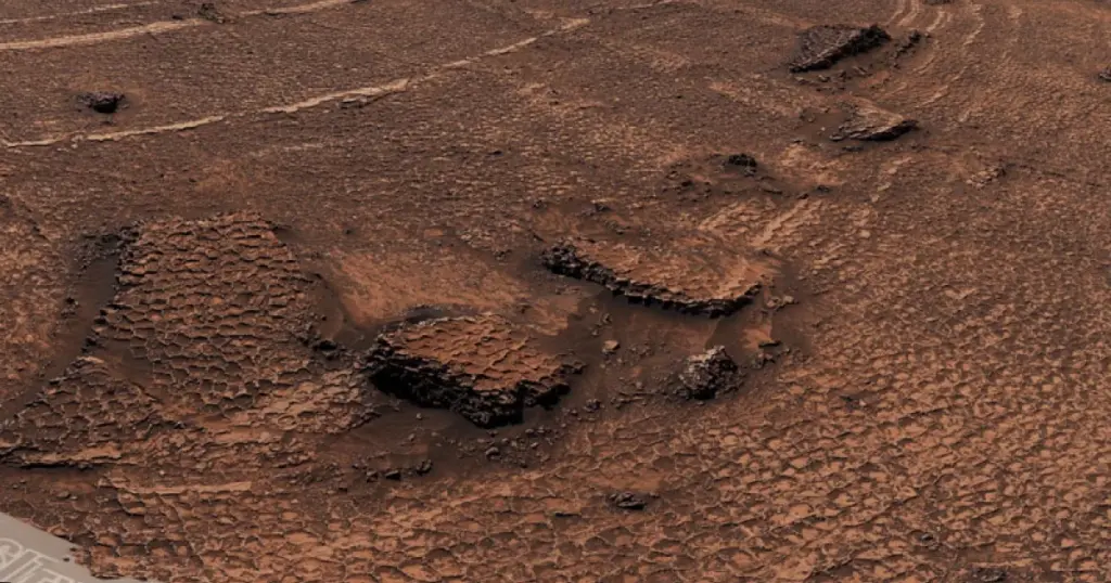 Ровер curiosity обнаружил на марсе масштабное «море многоугольников»