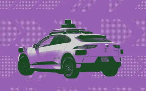 Беспилотные автомобили Waymo продолжают демонстрировать превосходство в безопасности над водителями-людьми