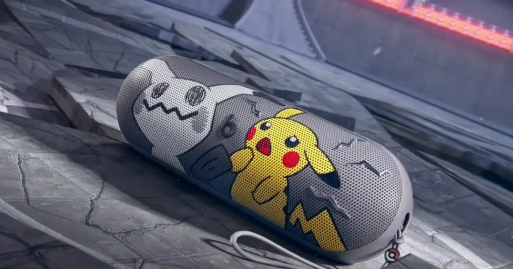Apple и pokémon представили лимитированную колонку beats pill в стиле пикачу и мимикью