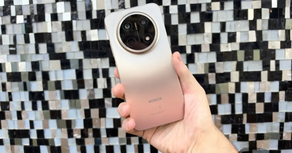 Honor X9e Pro поступил в продажу: рекордная батарея на 11 000 мА·ч и защита от воды до 10 метров